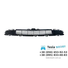 Решітка переднього бампера Tesla Model Y аналог