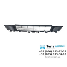 Решітка переднього бампера Tesla Model Y