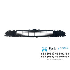 Решітка переднього бампера Tesla Model Y аналог