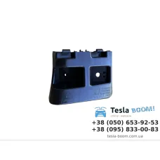 Кронштейн центральний заднього бампера RH Tesla Model Y аналог