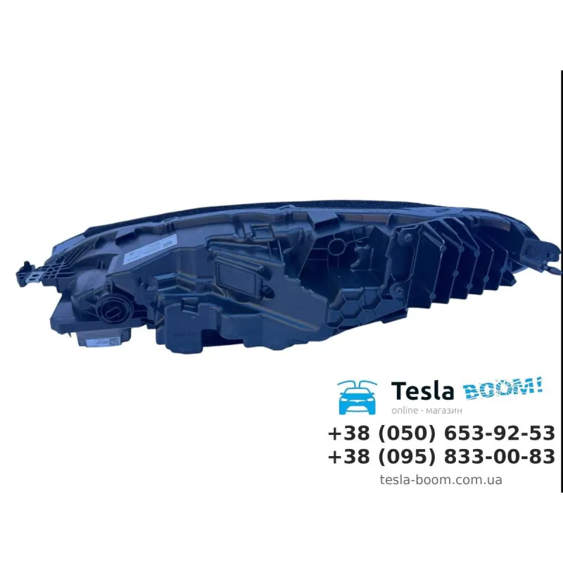 Фара головного света (USA) RH Tesla Model 3 (2024)