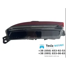 Протитуманна фара заднього бампера (2024) RH Tesla Model 3