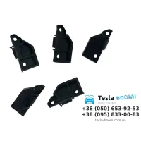 Кронштейн центральный переднего бампера (маленький) LH Tesla Model 3 2024 аналог