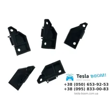 Кронштейн центральний переднього бампера (маленький) LH Tesla Model 3 2024 аналог